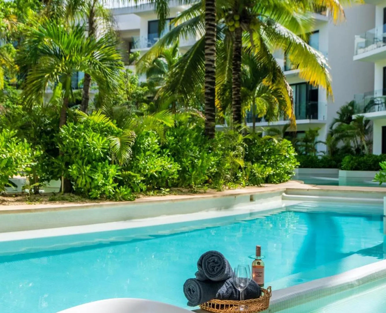 Apartment Tropical Jungle At Central Lagunas - Panoramic Pool & Gym Tulum Mexico